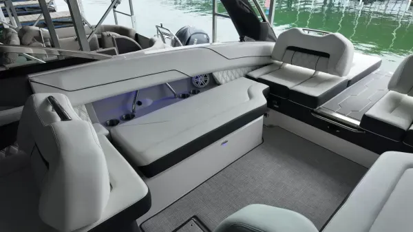 2027 Regal LS6 Surf-40