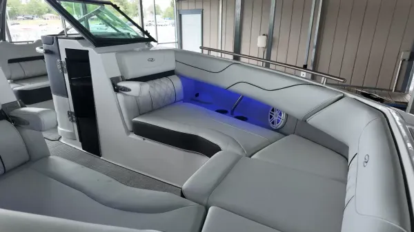 2027 Regal LS6 Surf-13