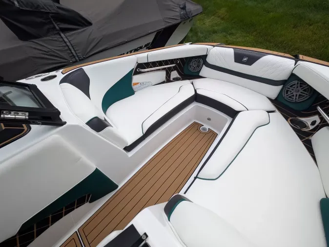 2022 Nautique GS22