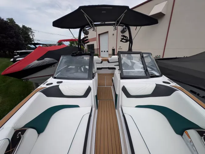 2022 Nautique GS22