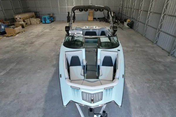 2024 Mastercraft XStar S-18