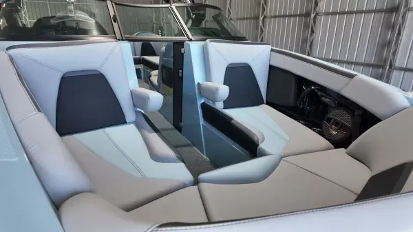 2024 Mastercraft XStar S-30