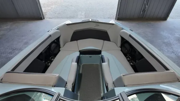 2024 Mastercraft XStar S-29