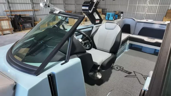 2024 Mastercraft XStar S-43