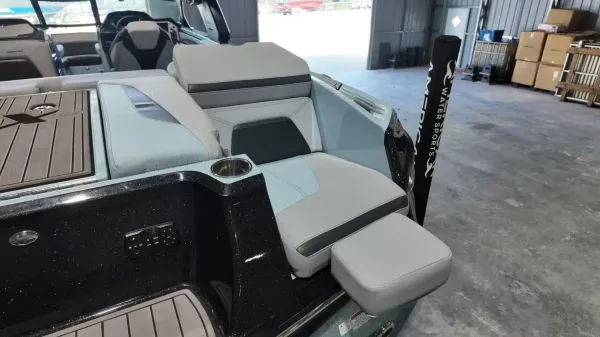 2024 Mastercraft XStar S-74