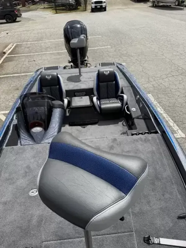 boat-detail-slider-thumb-5