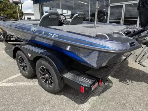 boat-detail-slider-thumb-3