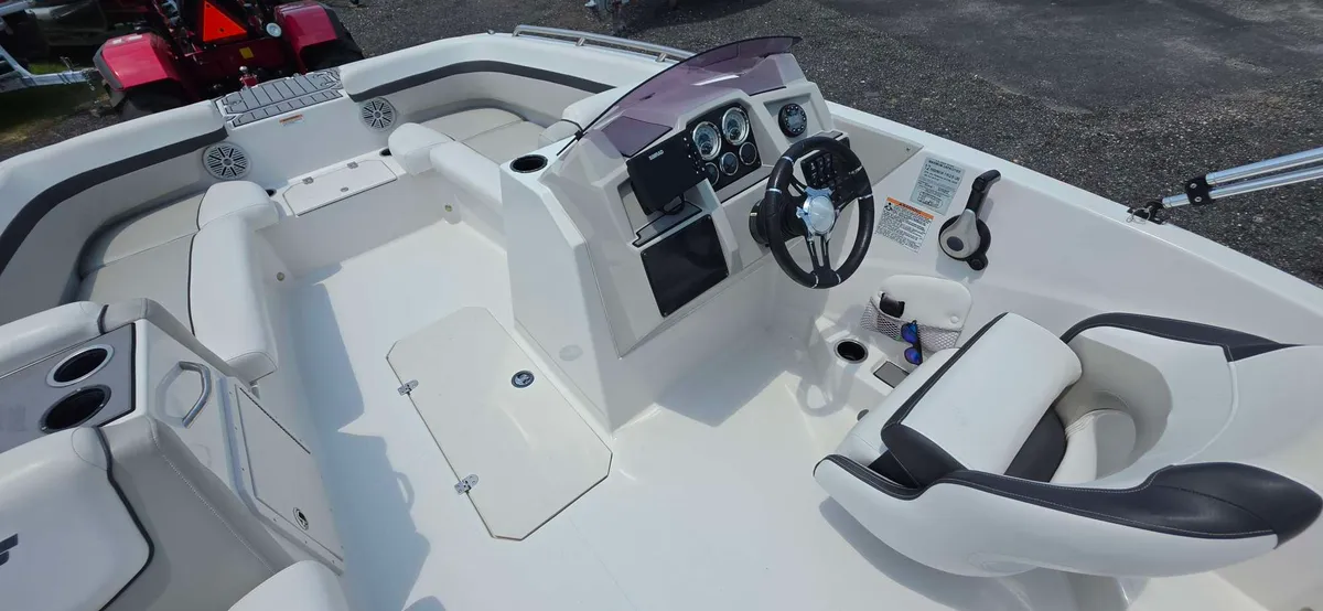 2021 Starcraft SVX191