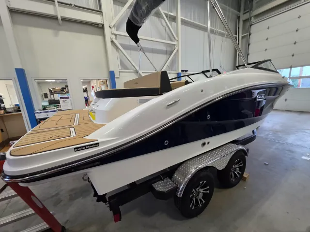Boat Thumbnail 6