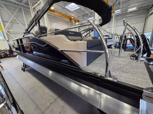 Boat Thumbnail 4