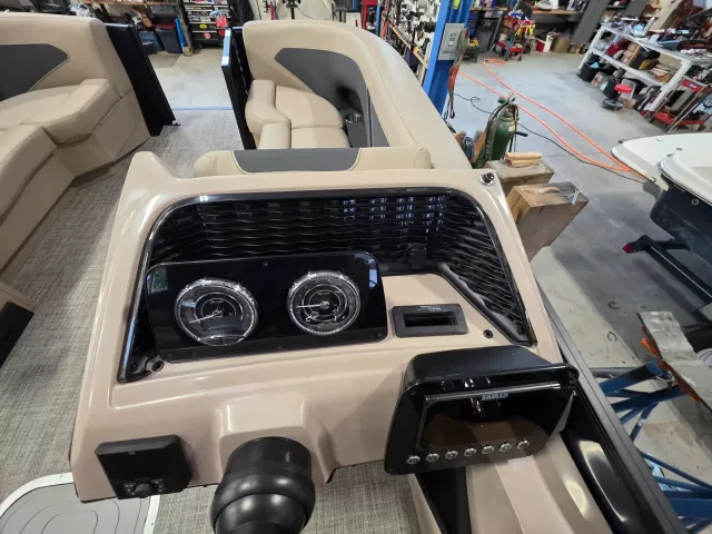 Boat Thumbnail 16