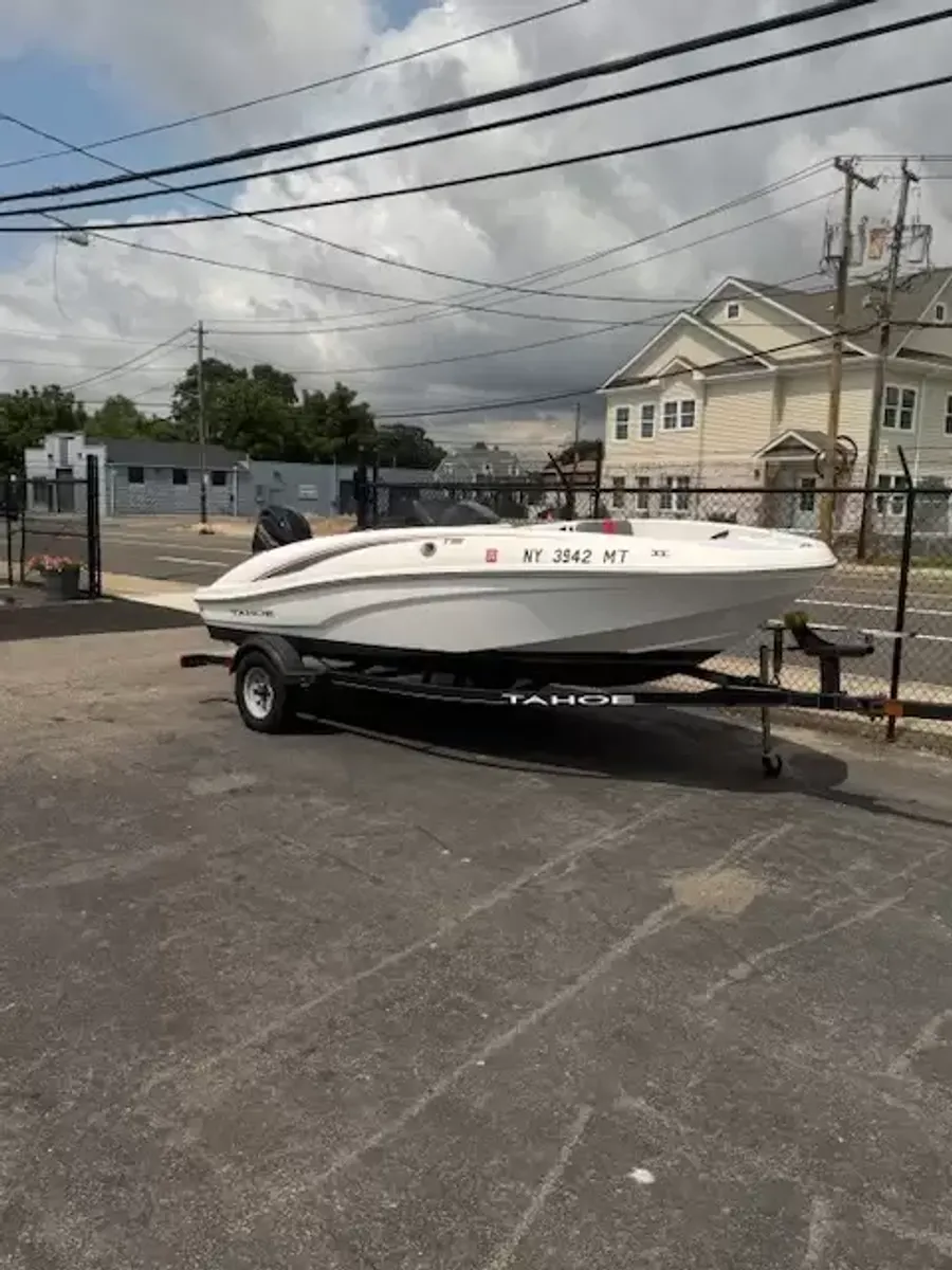 Boat Image Slide 6