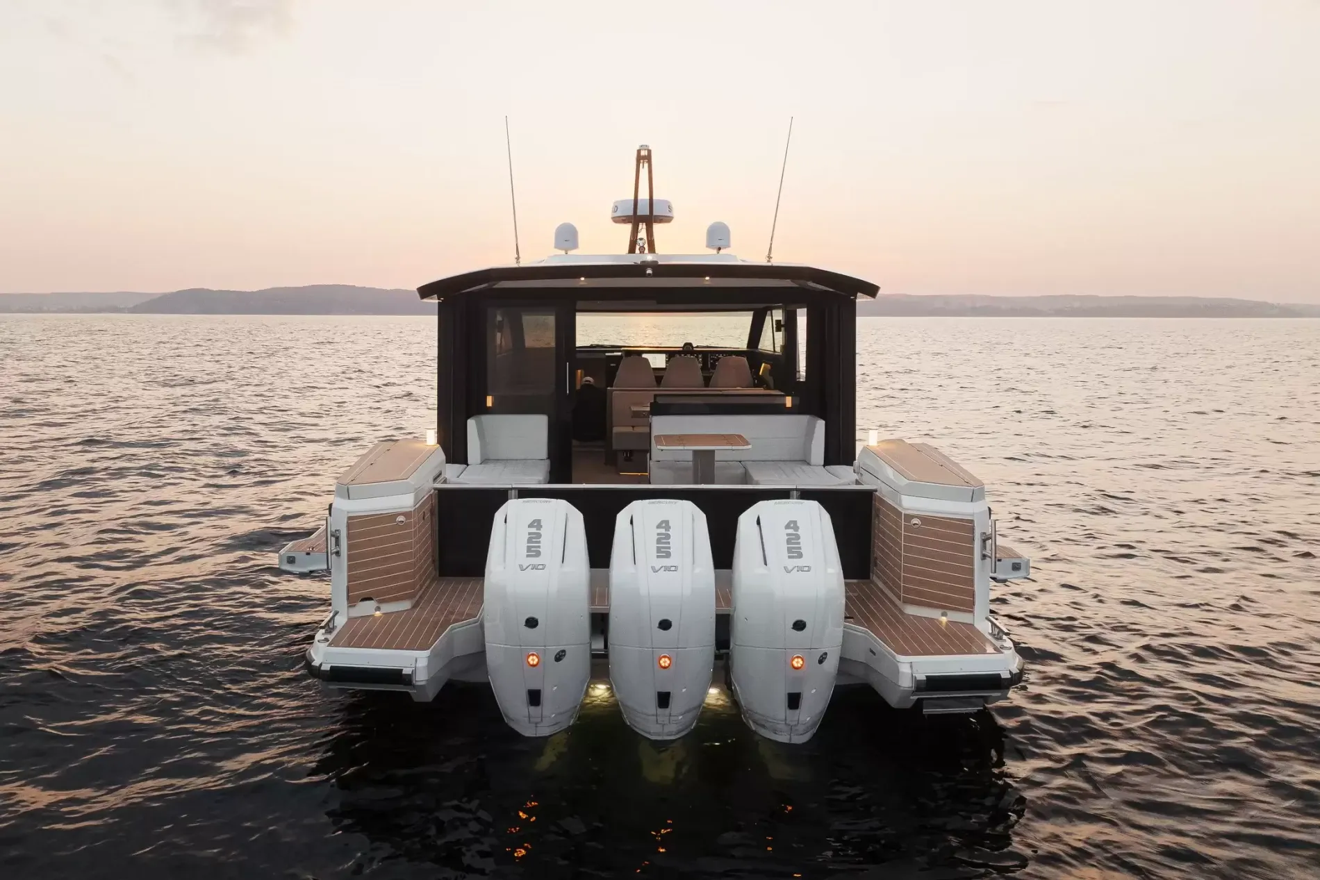 New 2027 Saxdor 460 GTC for Sale | Vancouver, BC | M&P Yacht Centre | 6a6b9d68a2fec8646909412d