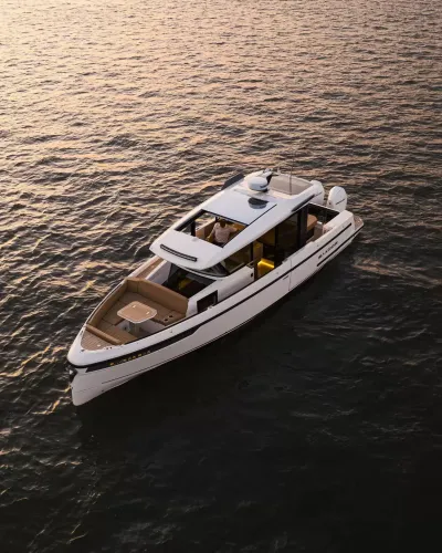New 2027 Saxdor 340 GTWA for Sale | Vancouver, BC | M&P Yacht Centre | 6a6b9b58d5a8afc77a0a741b