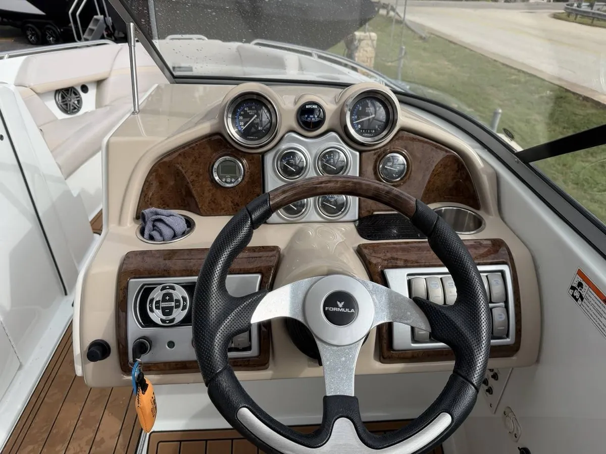 dummy-boat-img