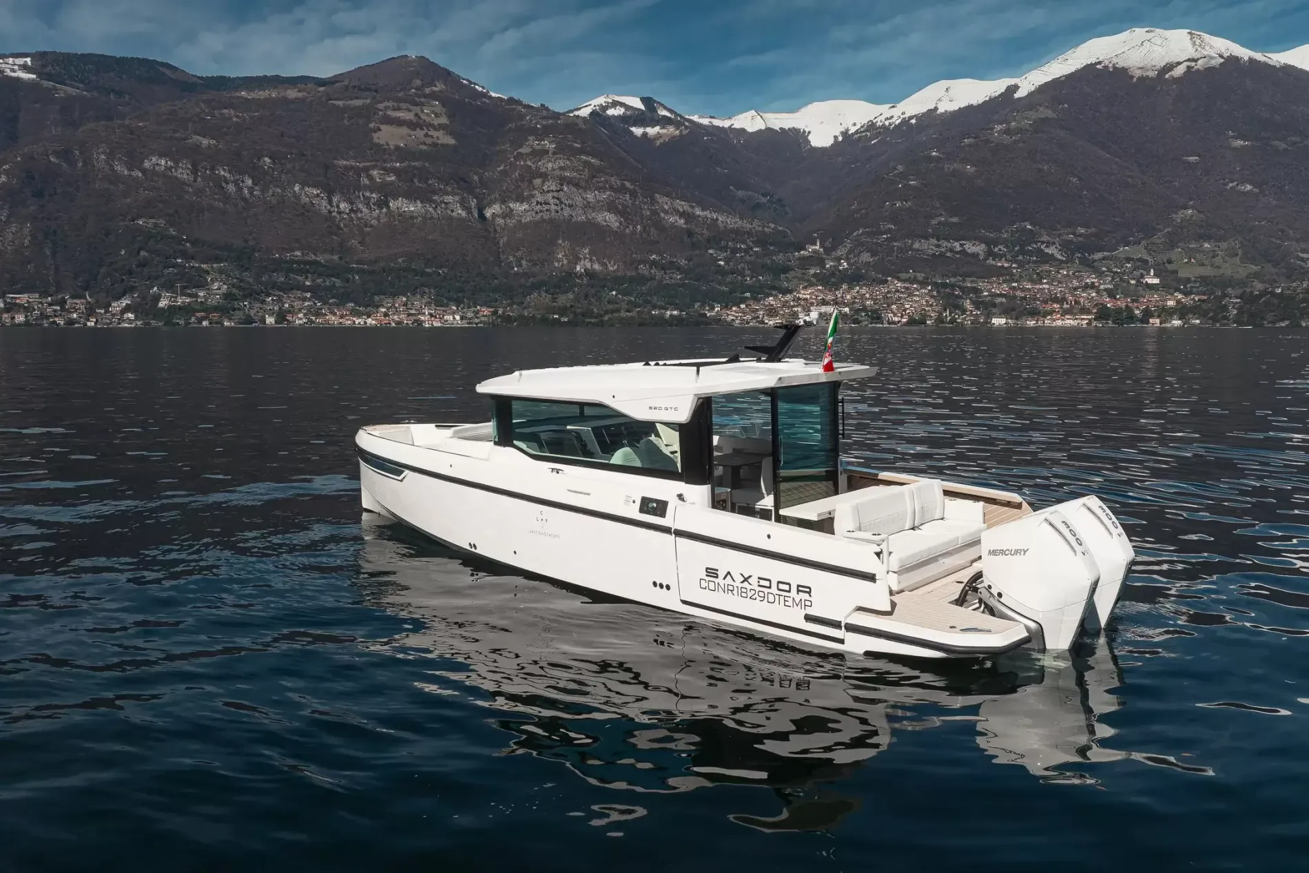New 2027 Saxdor 320 GTC for Sale | Vancouver, BC | M&P Yacht Centre | 6a6b914bef1d76d2d406c340