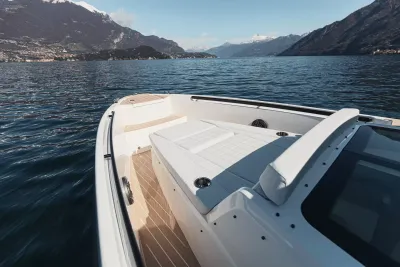 New 2027 Saxdor 320 GTC for Sale | Vancouver, BC | M&P Yacht Centre | 6a6b914bef1d76d2d406c340