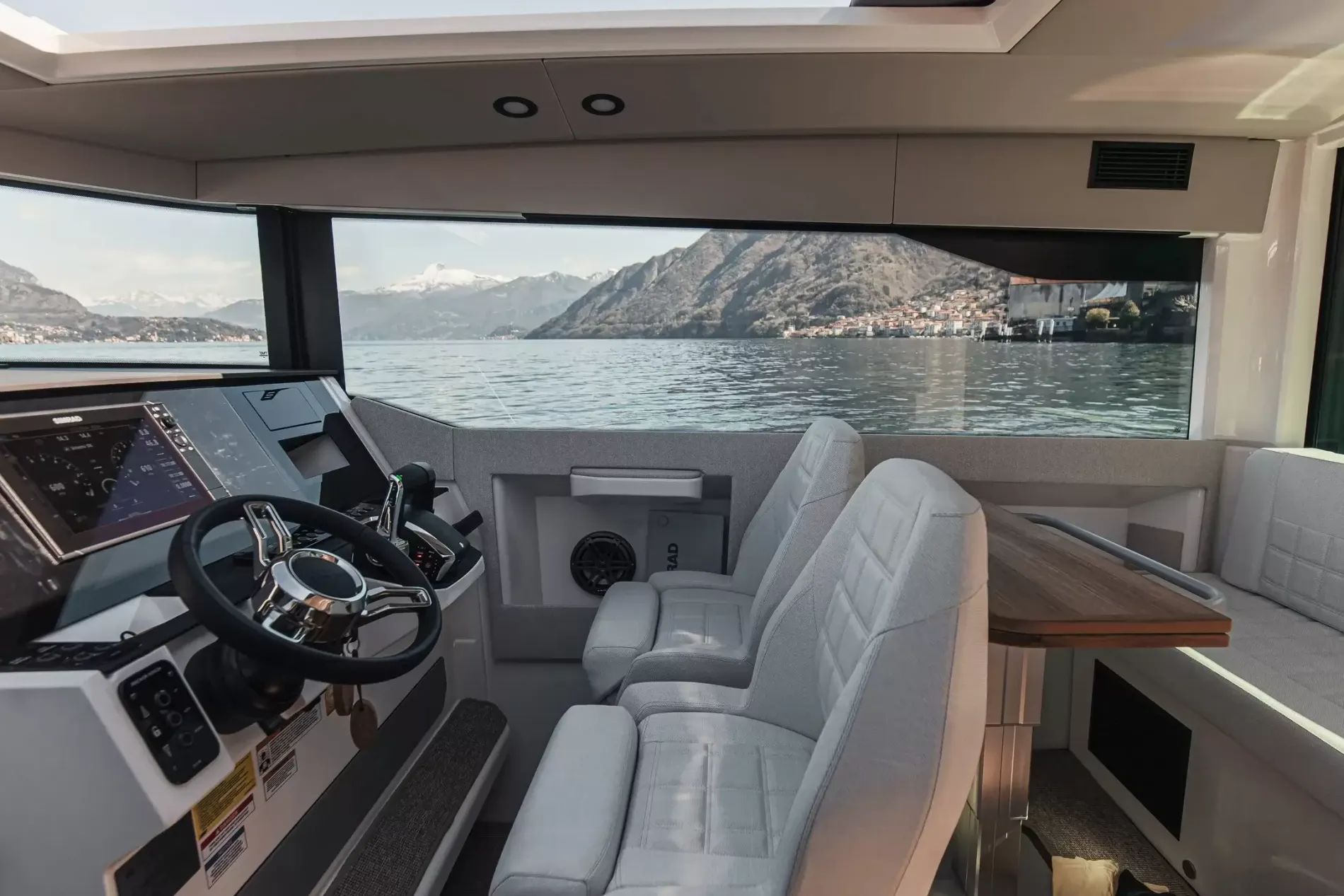 New 2027 Saxdor 320 GTC for Sale | Vancouver, BC | M&P Yacht Centre | 6a6b914bef1d76d2d406c340