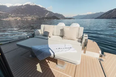 New 2027 Saxdor 320 GTC for Sale | Vancouver, BC | M&P Yacht Centre | 6a6b914bef1d76d2d406c340