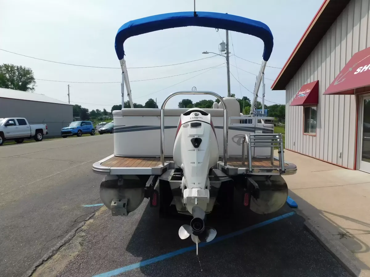 dummy-boat-img