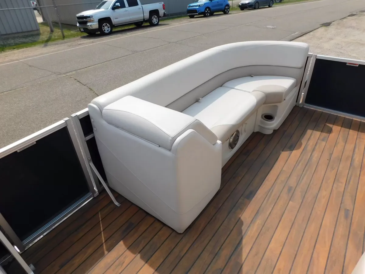 dummy-boat-img