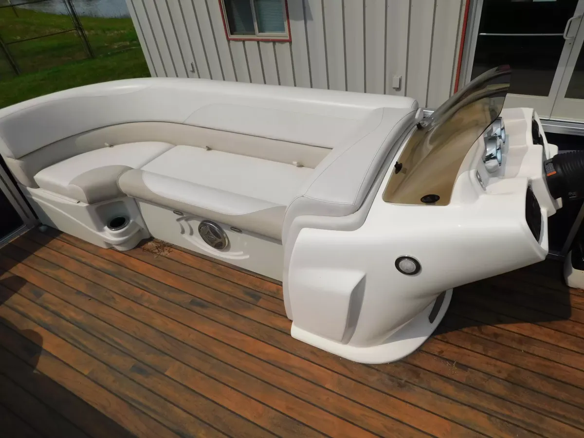 dummy-boat-img