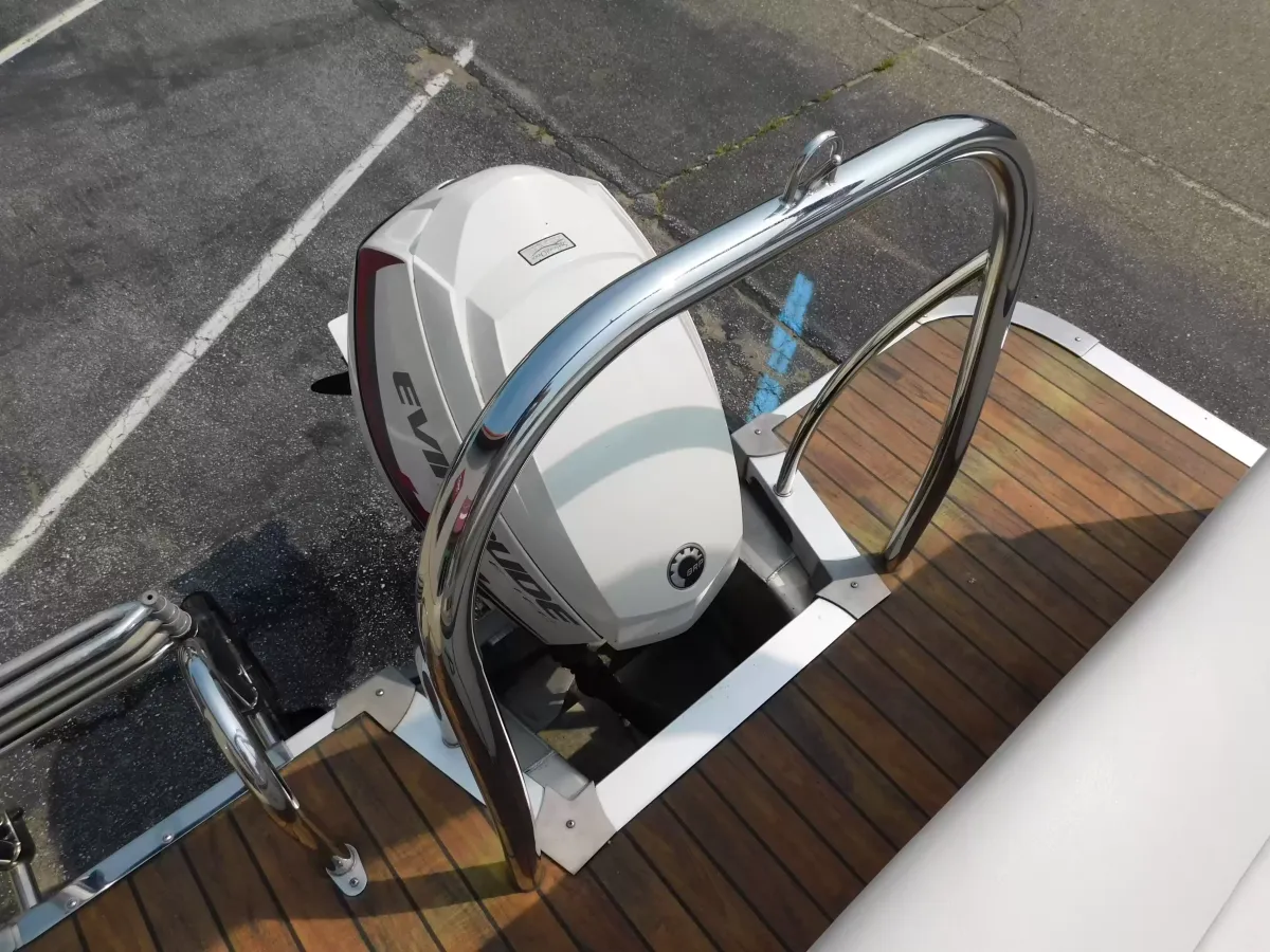dummy-boat-img