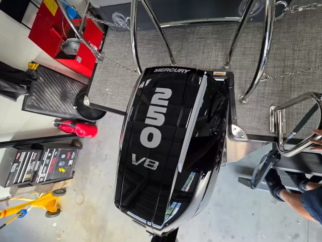 Boat Thumbnail 6