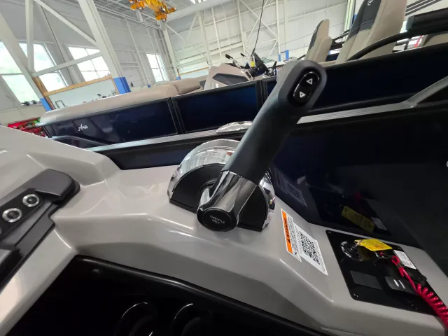 Boat Thumbnail 13