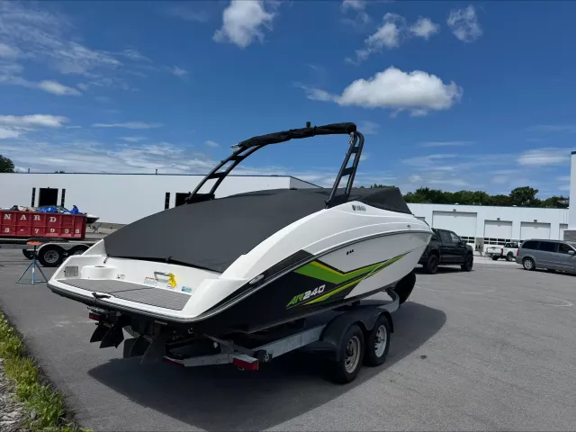 2019 Yamaha AR240-2