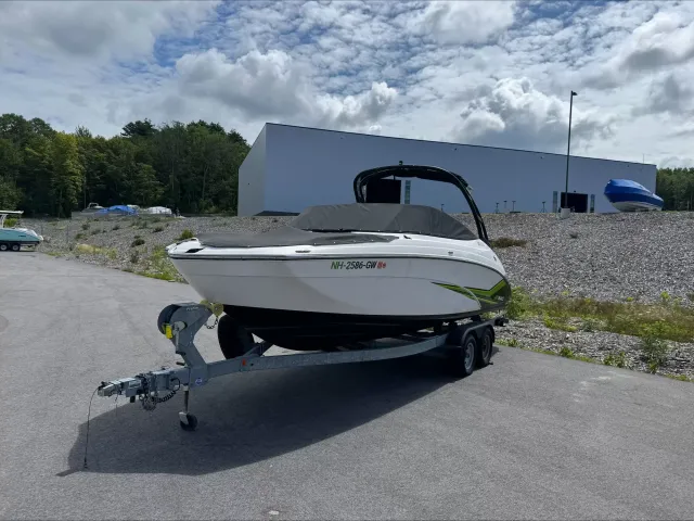 2019 Yamaha AR240-4