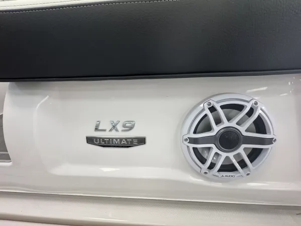 2027 Regal LX9 ULTIMATE detail image 4