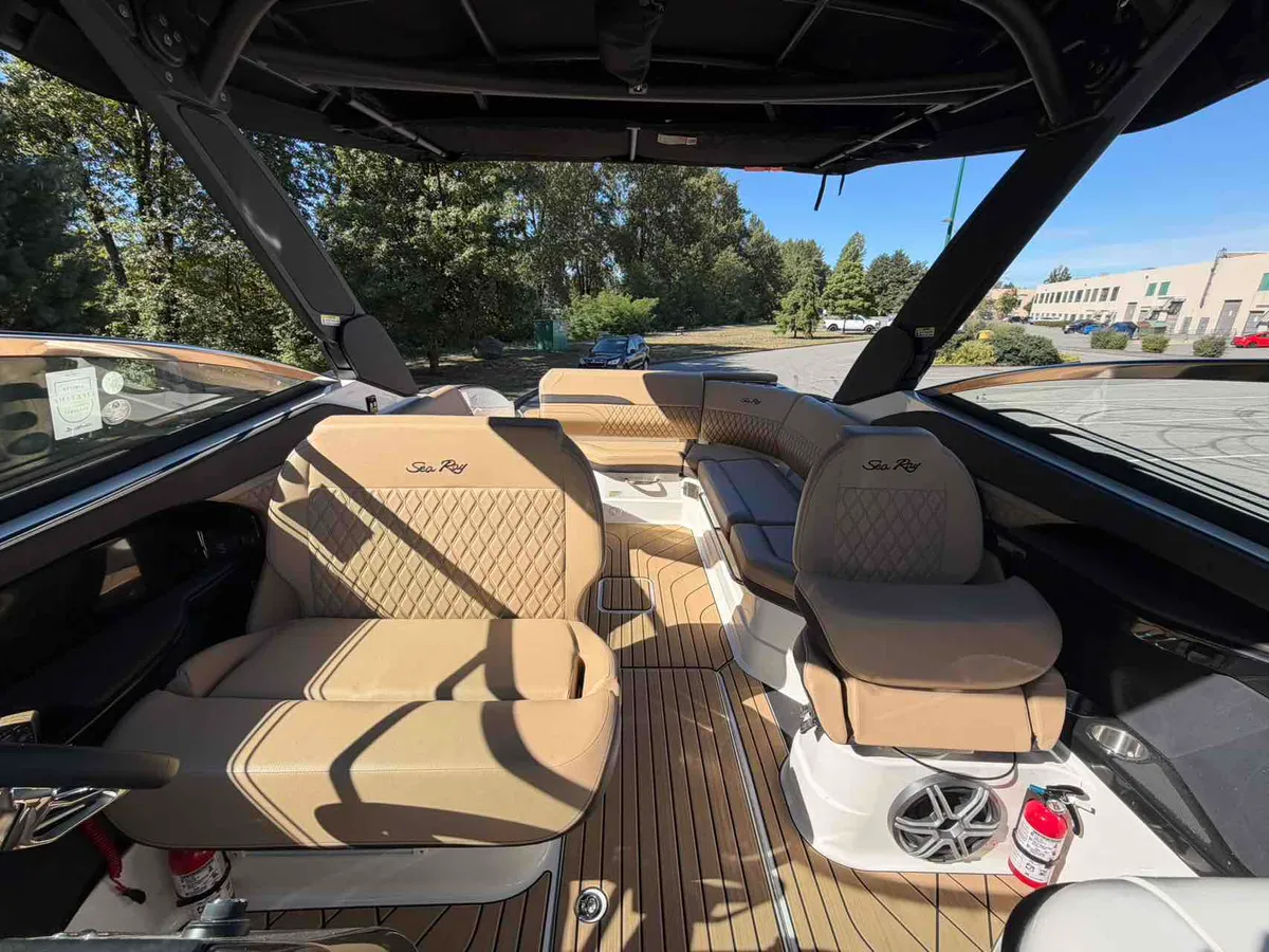 2027 Sea Ray 280 SLX-13