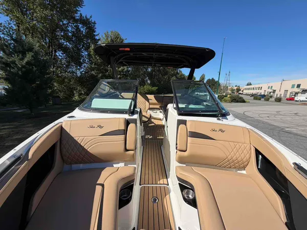 2027 Sea Ray 280 SLX-15