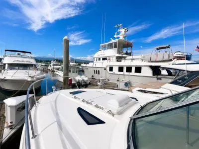 Pre-Owned 2007 Sea ray Sundancer 310 for Sale | Vancouver, BC | M&P Yacht Centre | 6a6d73378cf85a4e440d7c06