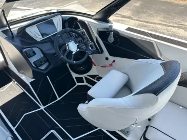 2026 Supreme S240 -12