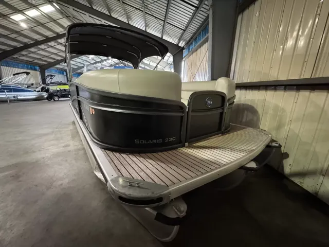 Boat Thumbnail 3