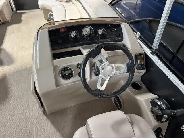 Boat Thumbnail 7
