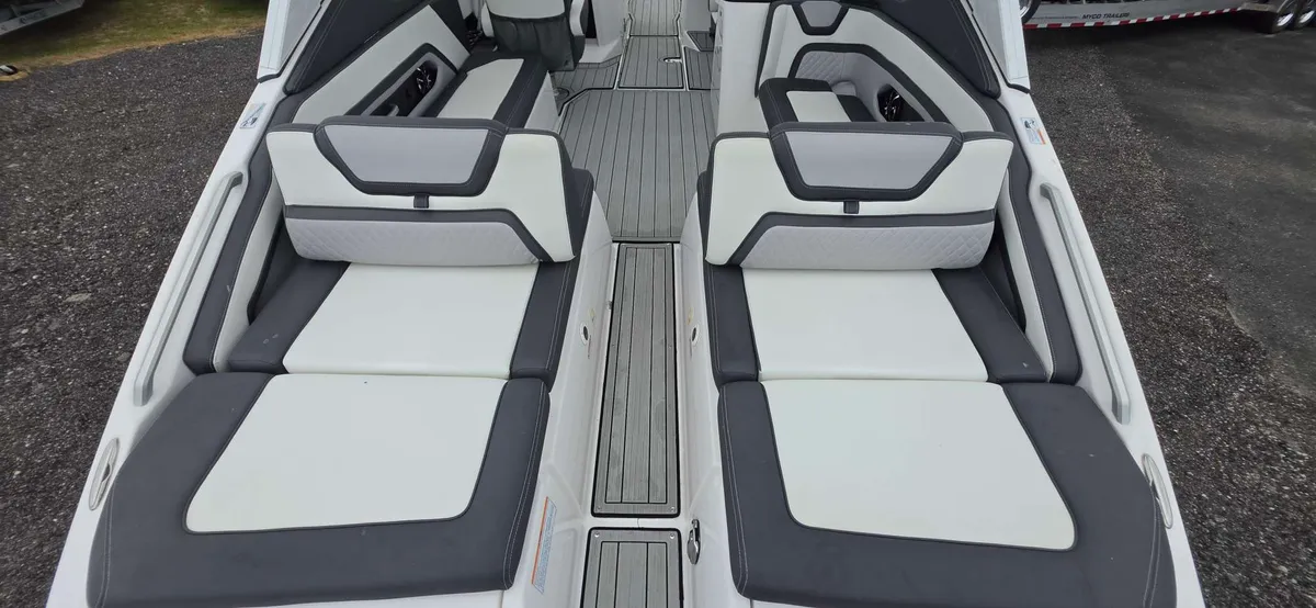 2023 Yamaha 275SDX