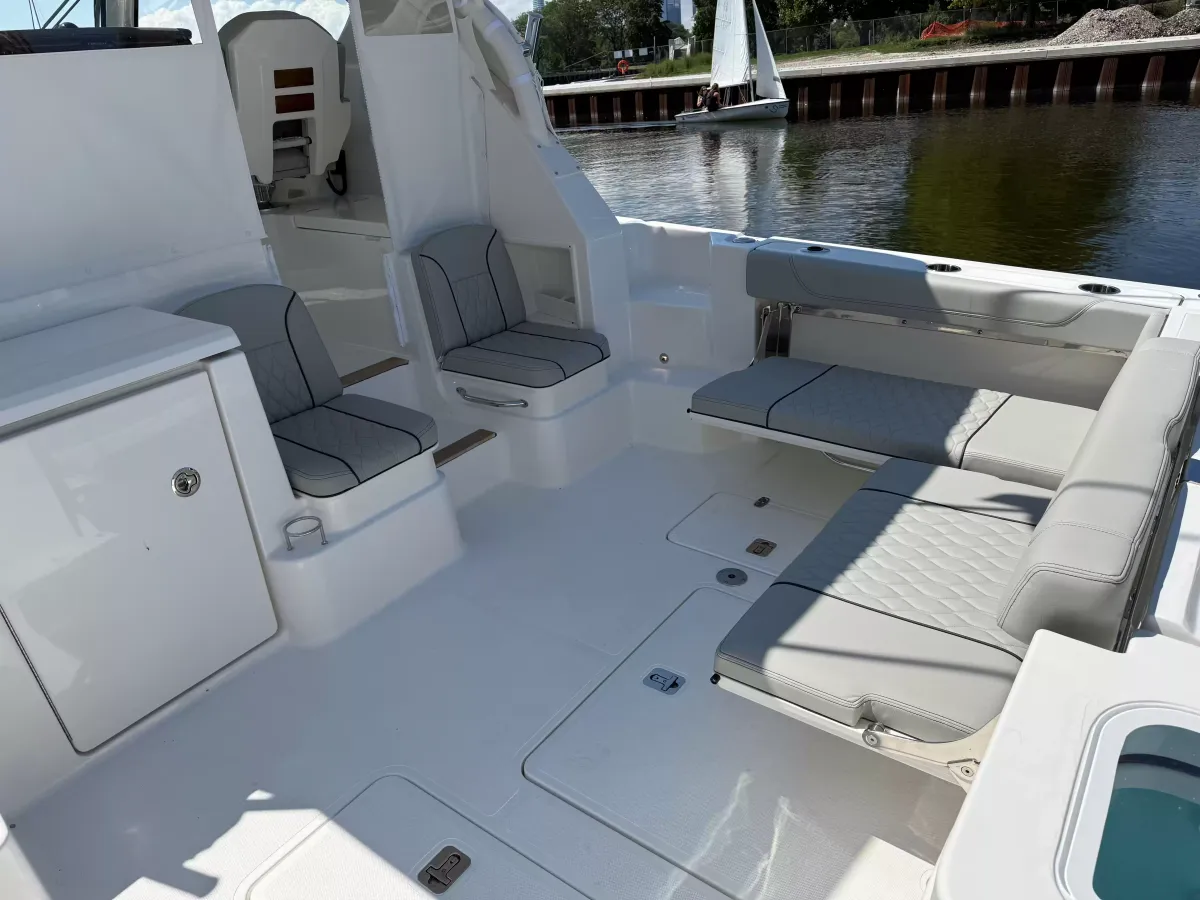dummy-boat-img
