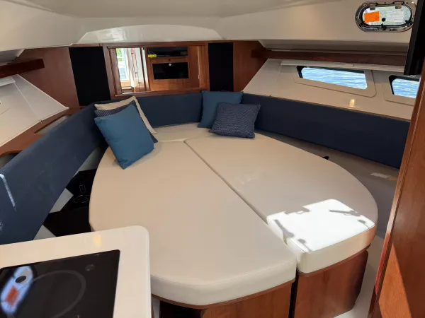 Pursuit OS 355 Offshore 2027-15