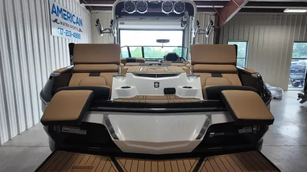 2022 Mastercraft X26-69