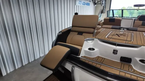 2022 Mastercraft X26-68
