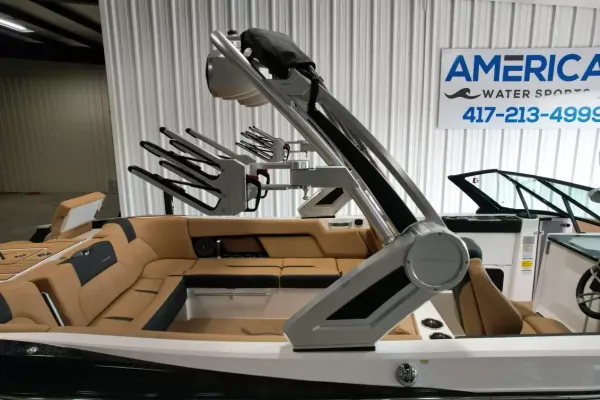 2022 Mastercraft X26-63