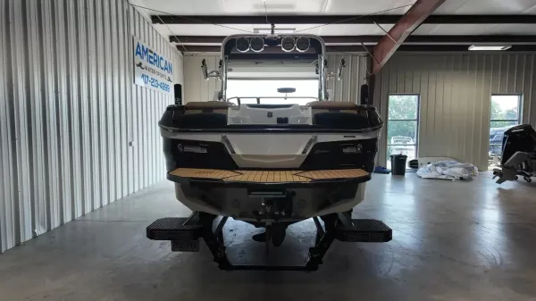 2022 Mastercraft X26-7