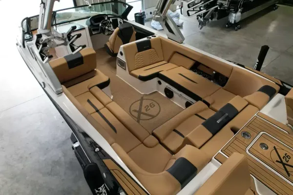 2022 Mastercraft X26-61