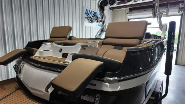 2022 Mastercraft X26-73