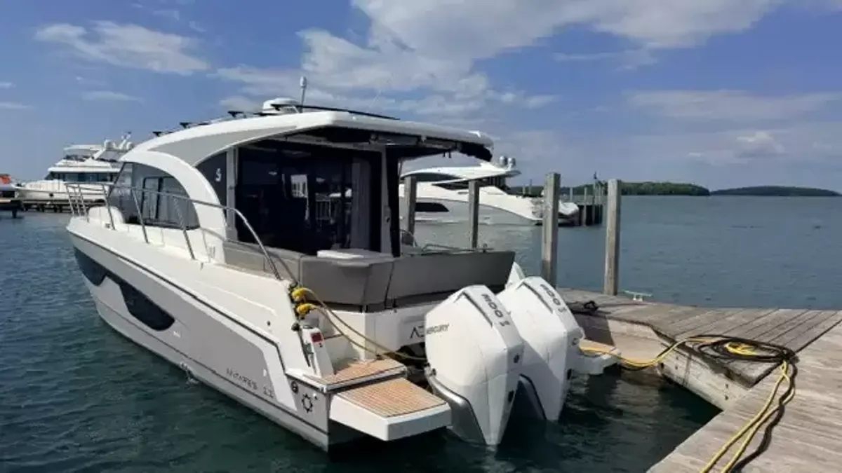 dummy-boat-img