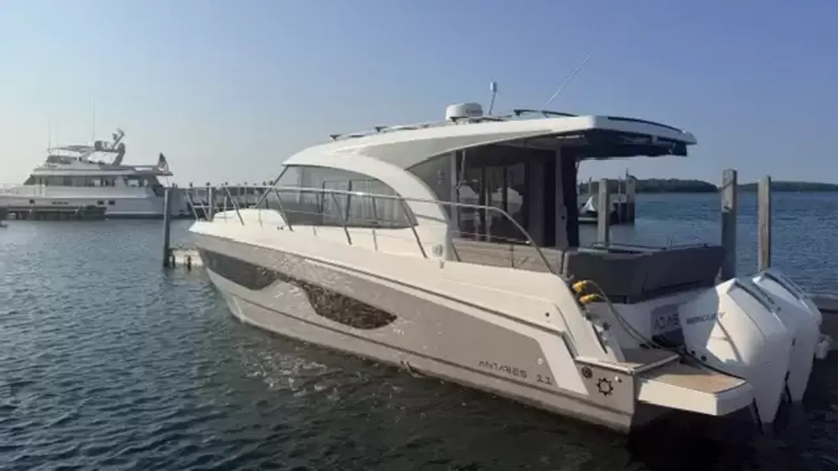 dummy-boat-img