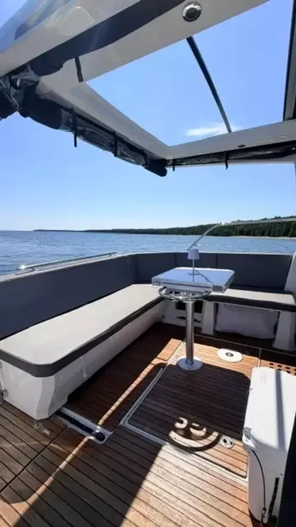 Beneteau Antares 11 Coupe 2025-11